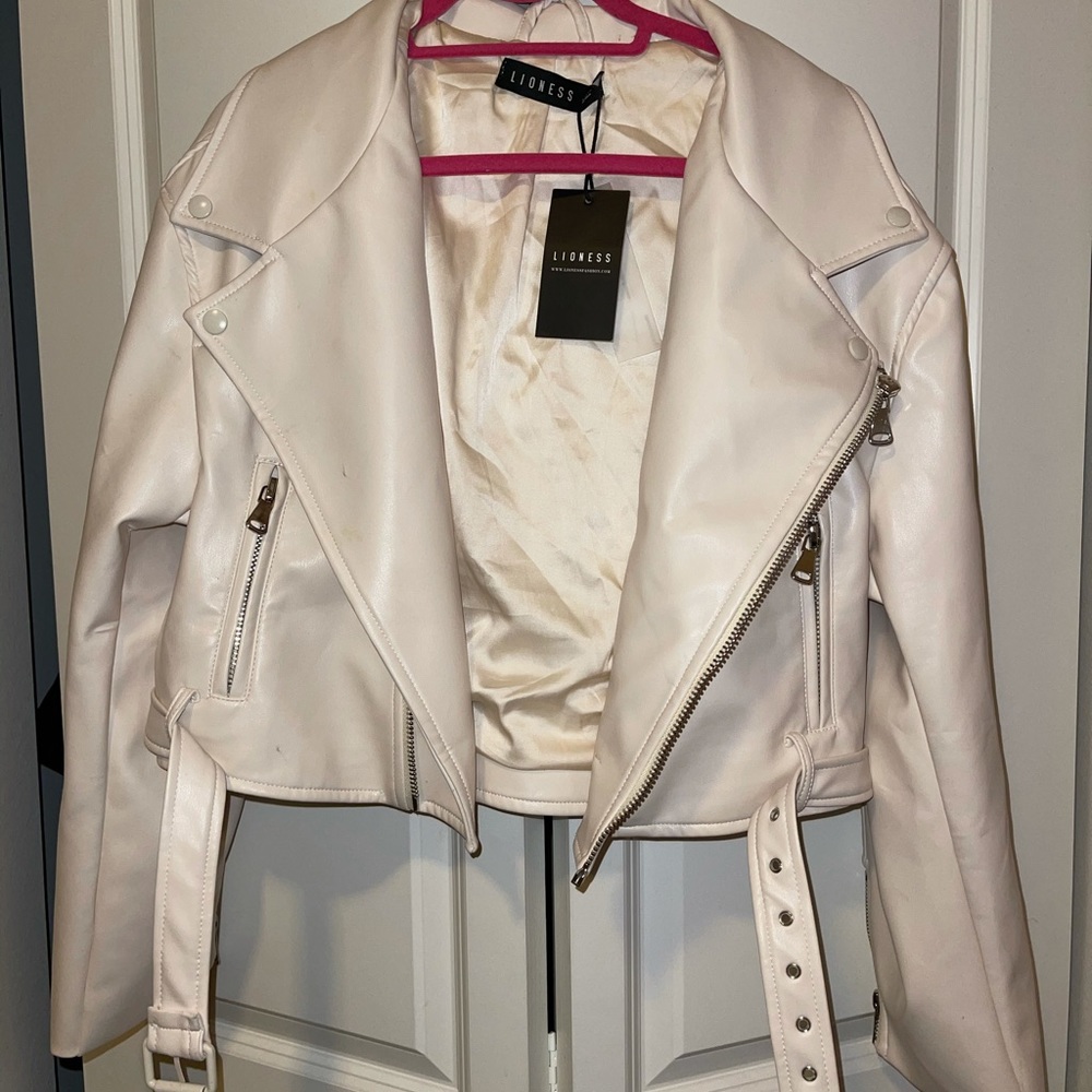 Cream leather jacket lioness